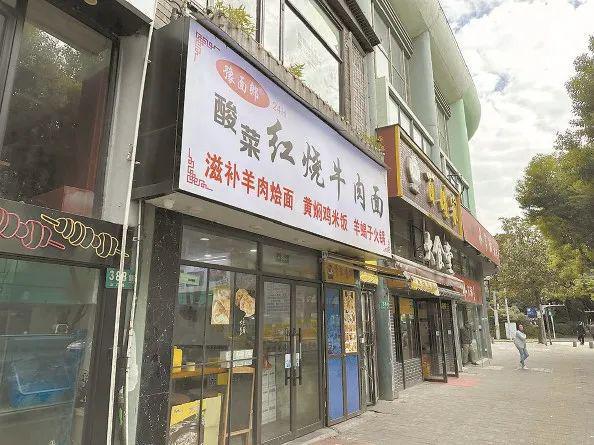 美食街油烟噪声扰民？居民们“门窗紧闭”现在……