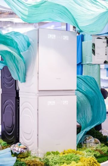 AWE2025盛大启幕：全球“双冠王”石头科技携黑科技新品再攀巅峰(图5)