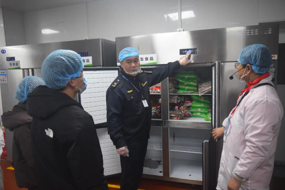 【校园食品安全整治】益阳市资阳区：“食”探后厨来“挑刺”学生用餐更放心