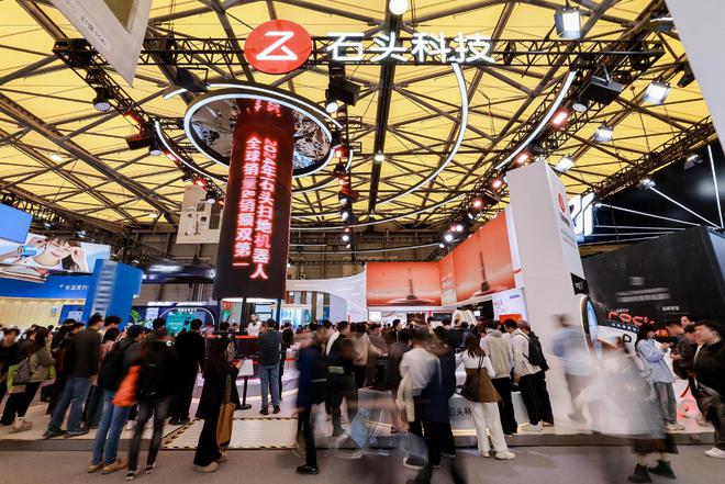 石头科技亮相AWE2025：优秀成绩盘点洗烘套装首秀(图7)
