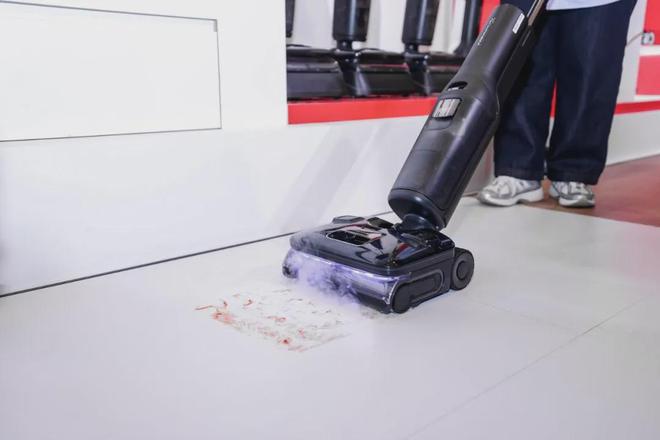 扫地机全球销量第一！石头科技AWE2025秀肌肉(图8)