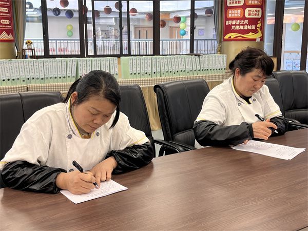 合肥市宿州路幼儿园森林城分园：规范消毒为爱护航(图5)
