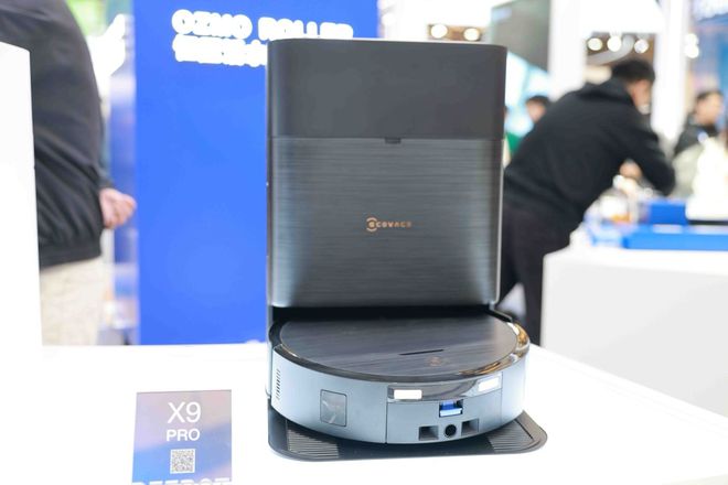 科沃斯AWE2025秀黑科技地宝X9PRO引领清洁革命(图2)