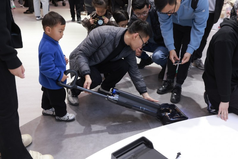 AWE2025添可“体验经济”火出圈央视王冰冰、董宇辉惊喜现身频频点赞(图5)