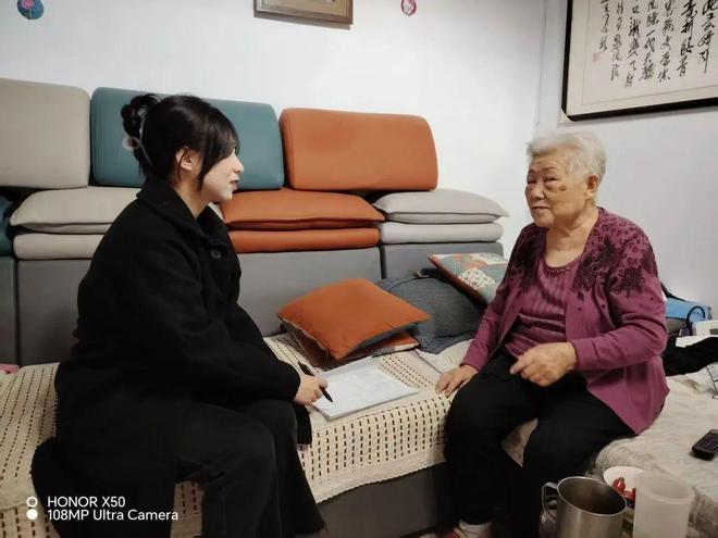 【“石榴花开耀兴安”宣讲活动】“小板凳”惠民政策宣传活动进行时(图2)