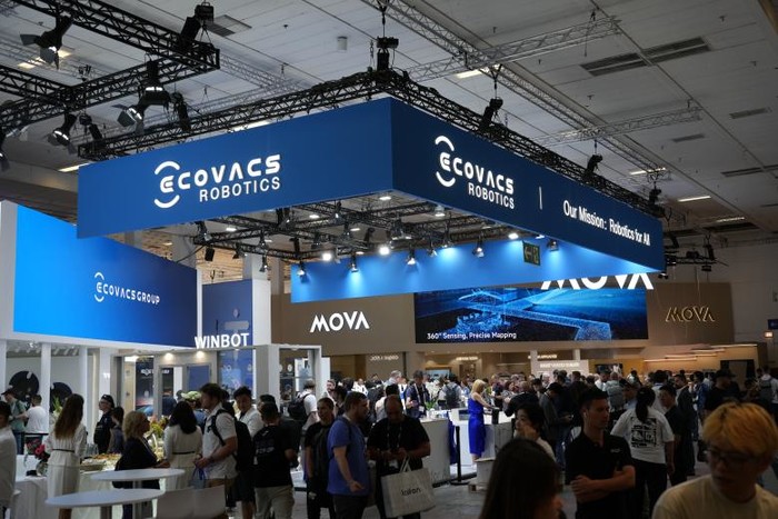 从地板到庭院科沃斯在IFA2025呈现未来家居清洁蓝图