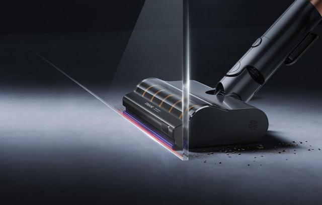 全球首创“0贴边”机械臂技术!追觅吸尘器登顶最强清洁王者