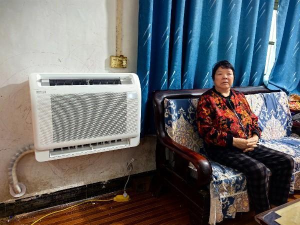 宝丰县首台政府补贴清洁取暖设备正式安装(图2)