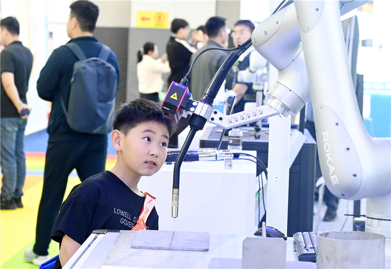 2025河北国际工业设计周活动观察：全球智慧赋能未来智造