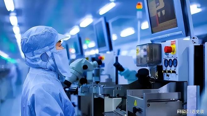 美国专家：中国为了自研设备从ASML手中囤积了大量进口的光刻机(图9)