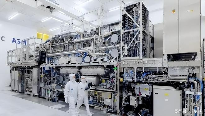 美国专家：中国为了自研设备从ASML手中囤积了大量进口的光刻机(图4)