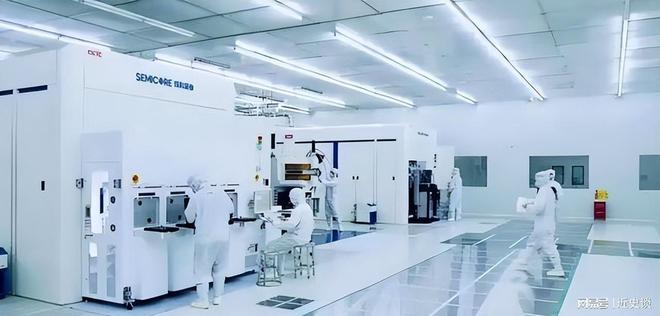 美国专家：中国为了自研设备从ASML手中囤积了大量进口的光刻机(图10)