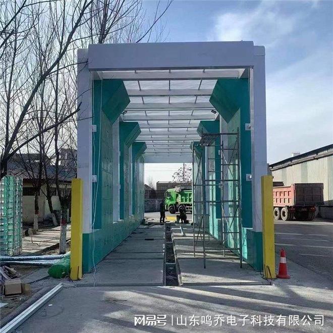 龙门清洗机：工业清洁领域的革新利器(图2)