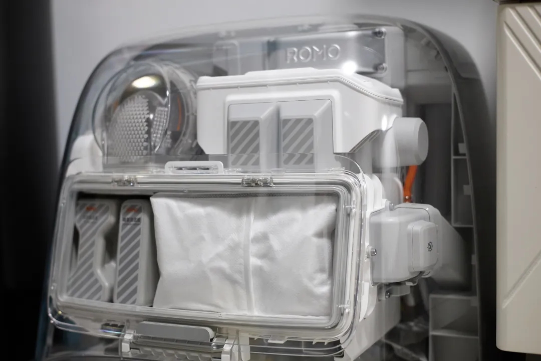 徕芬紧随大疆入局！智能清洁赛道上演大乱斗家用机器人是终局？