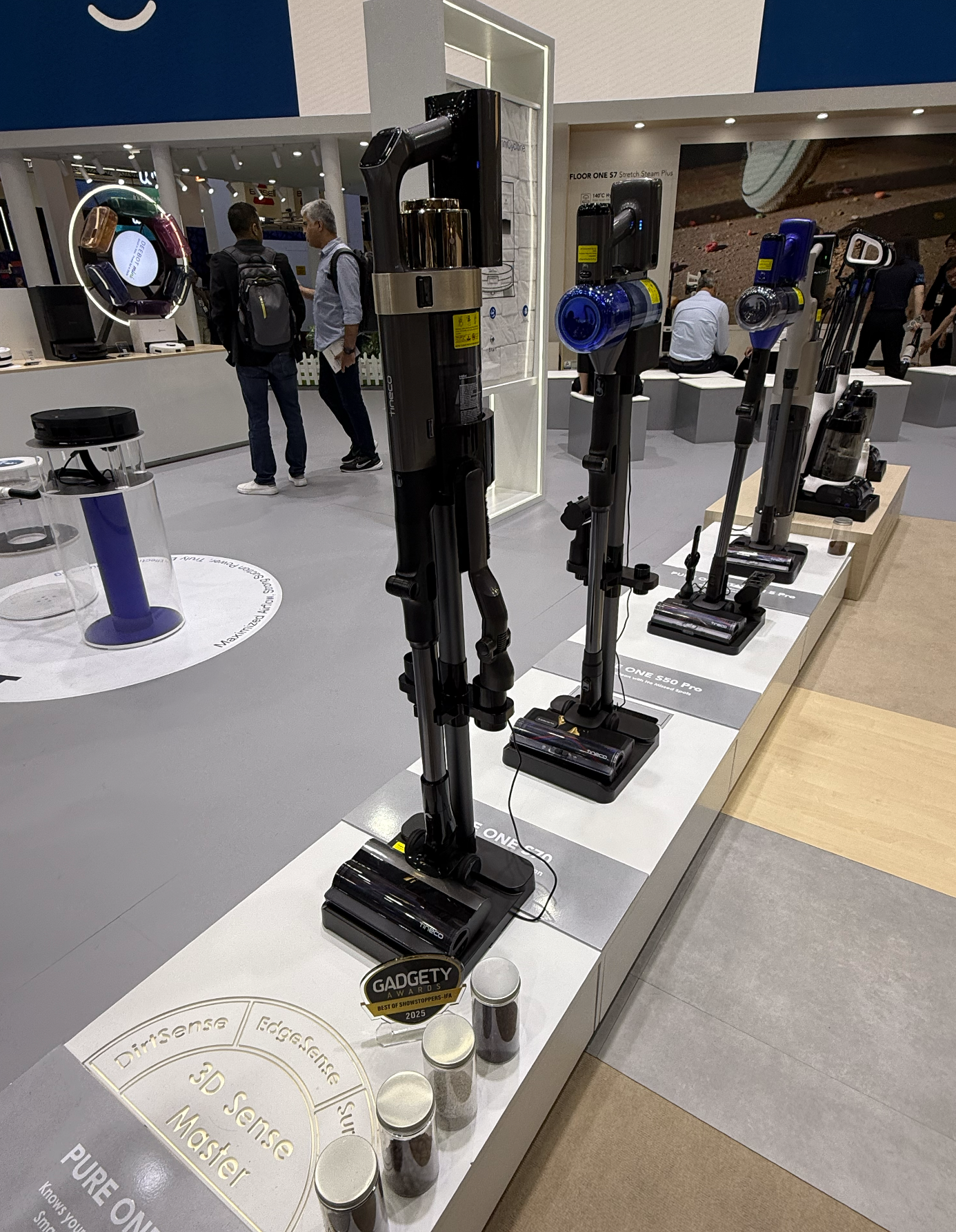 徕芬紧随大疆入局！智能清洁赛道上演大乱斗家用机器人是终局？(图3)