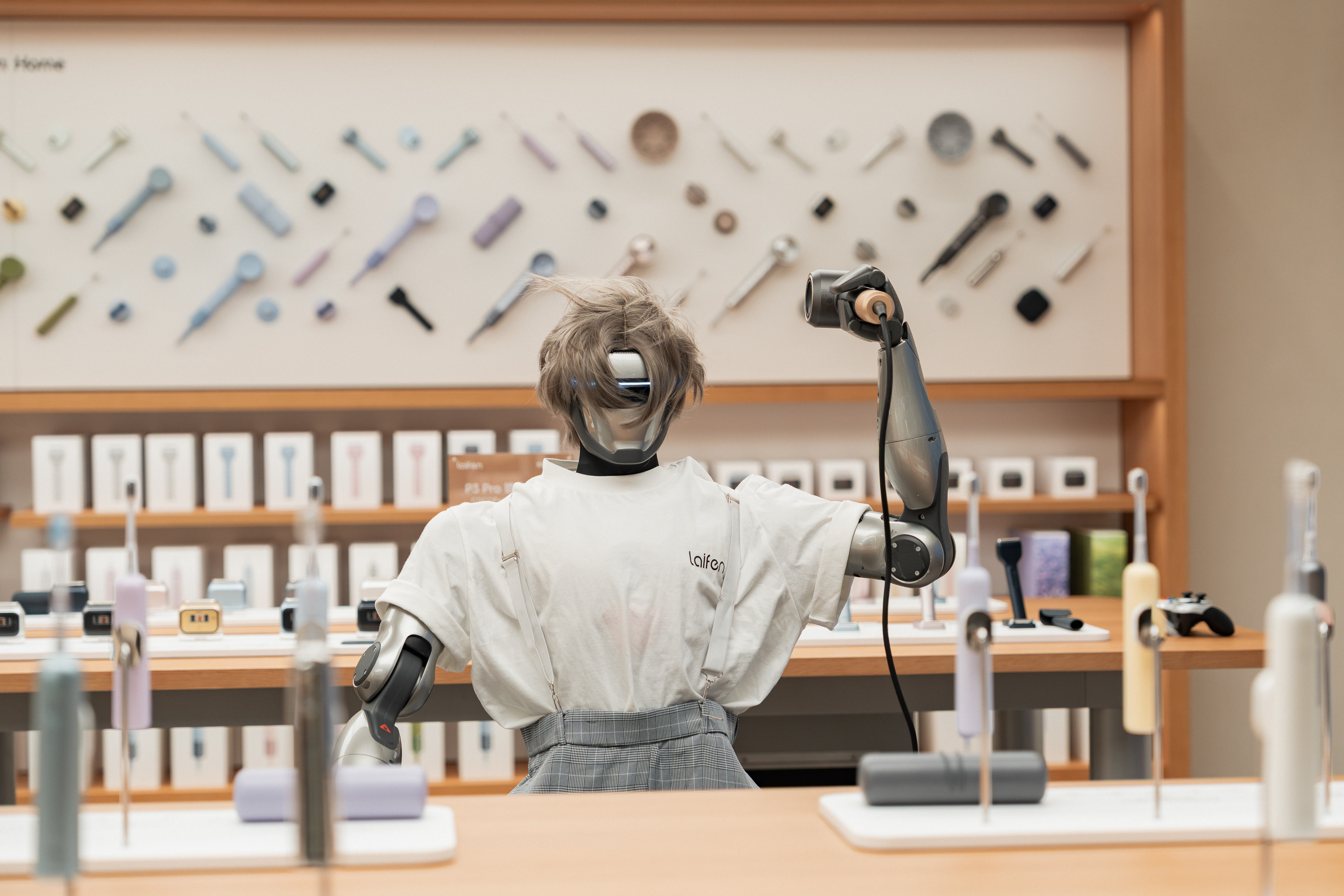 徕芬紧随大疆入局！智能清洁赛道上演大乱斗家用机器人是终局？(图9)