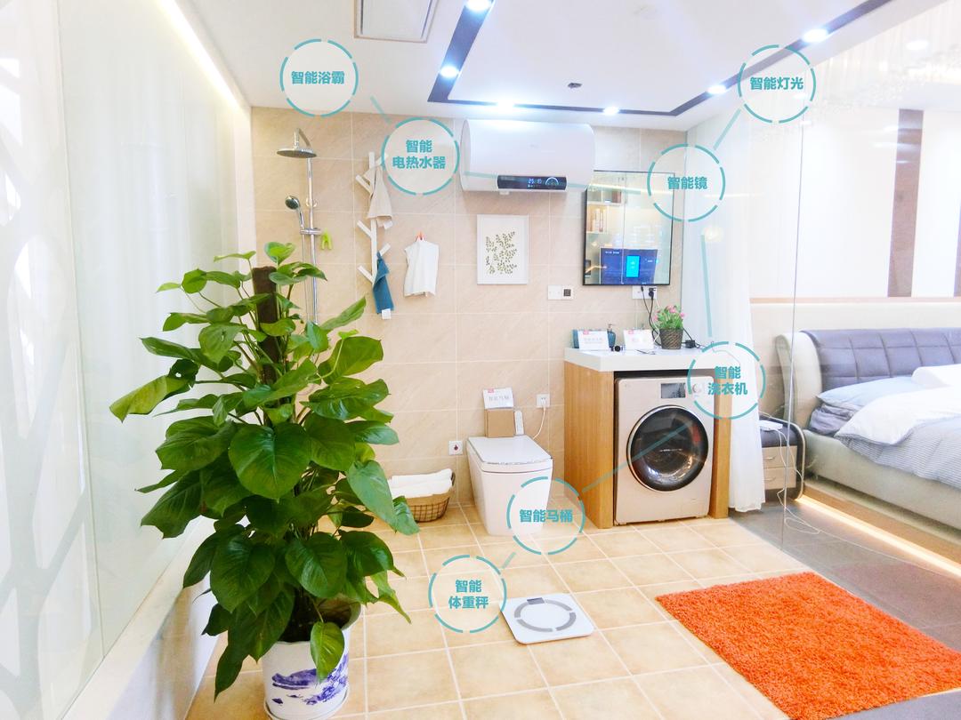 山东家政迎“智”变：机器人进家门家政阿姨“高效升级”