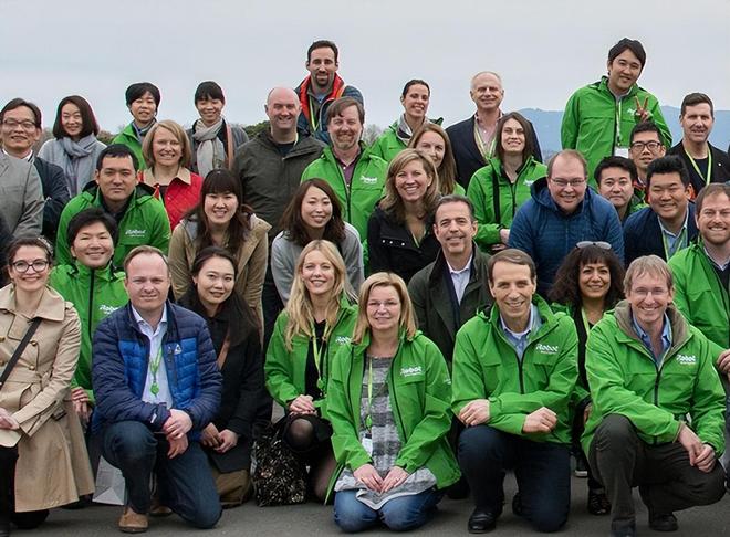 iRobot被中企“接盘”背后：扫地机行业已是中国品牌的天下