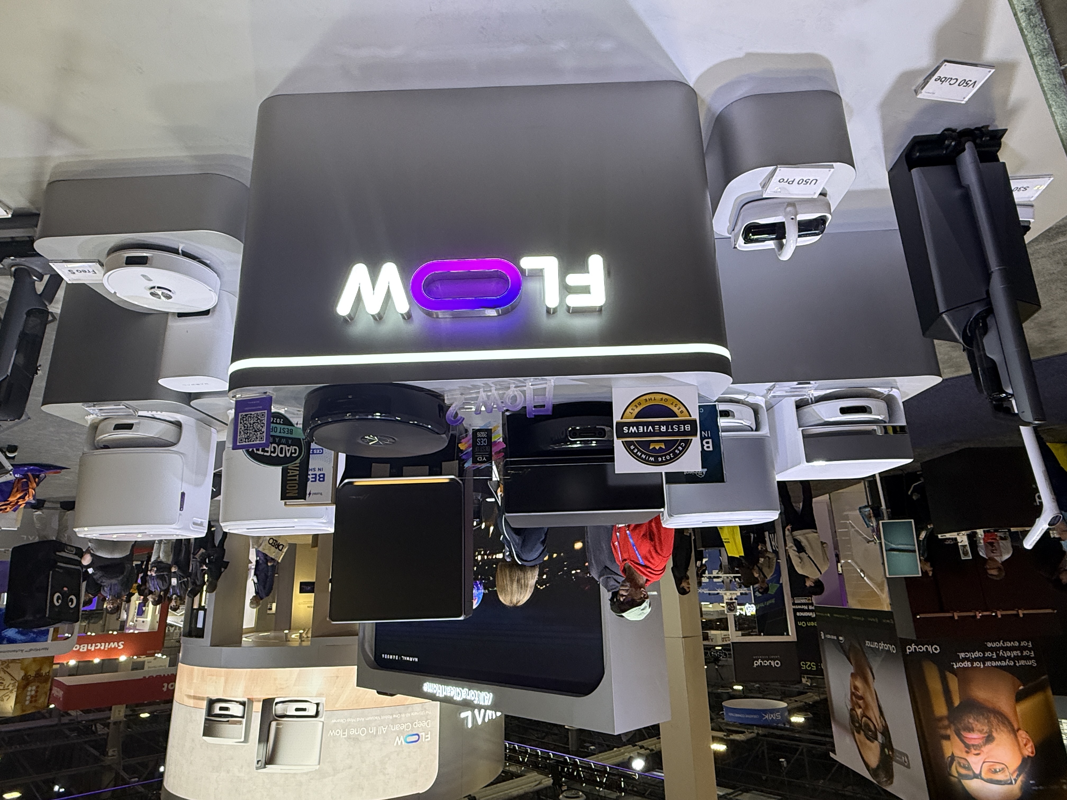 智能清洁卷向「具身智能」：科沃斯打造服务机器人、MOVA上天、CES2026集体升维(图11)