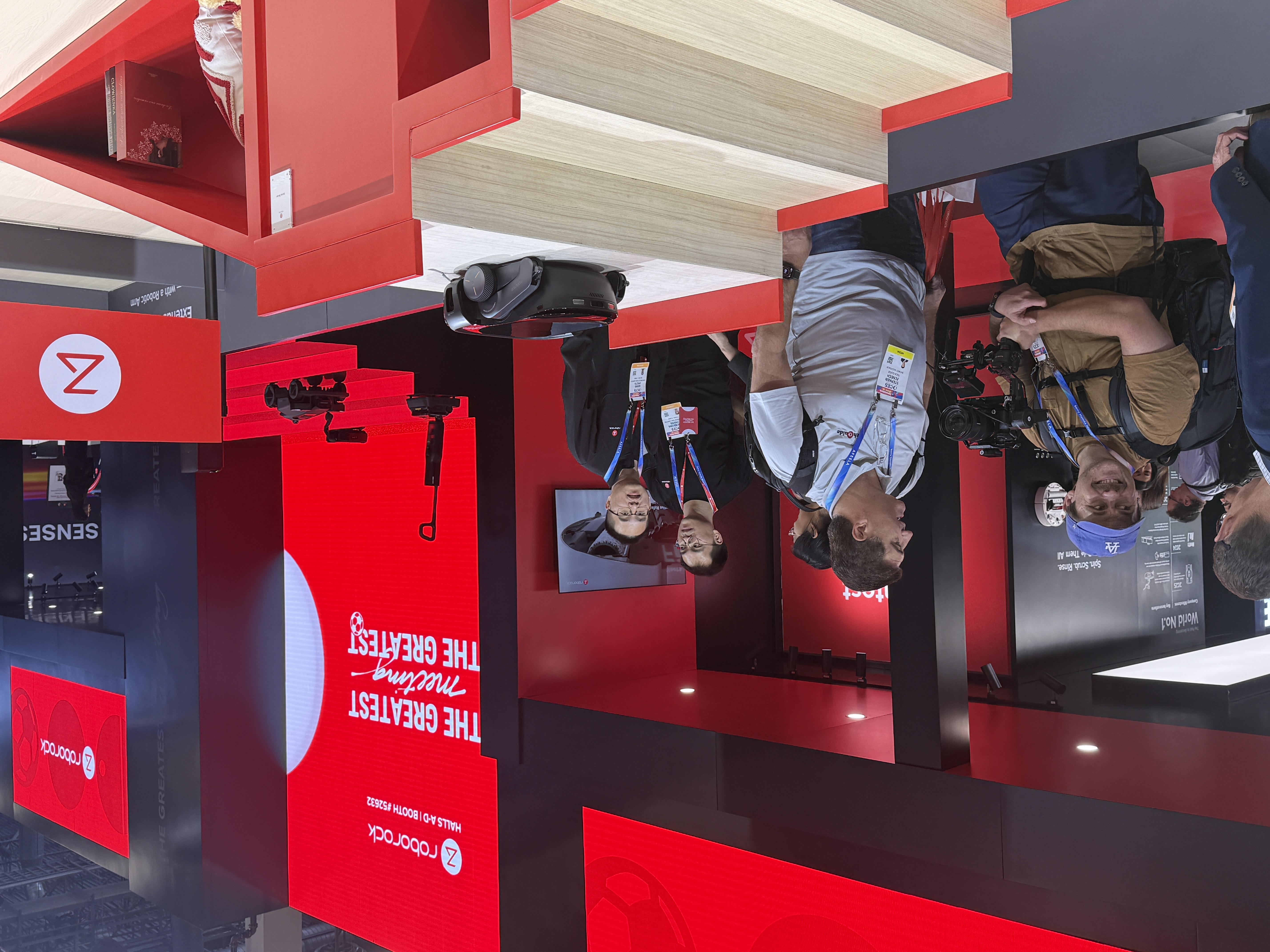 智能清洁卷向「具身智能」：科沃斯打造服务机器人、MOVA上天、CES2026集体升维(图16)