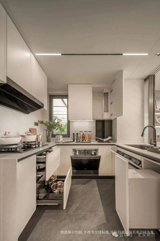 聚焦招商时代潮派售楼处发布：时代潮派以芯境著传奇！(图10)