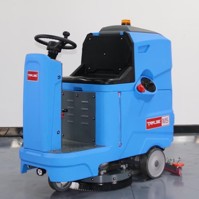 2025年工业洗地机采购必看！3个选型坑不避开半年利润打水漂(图3)