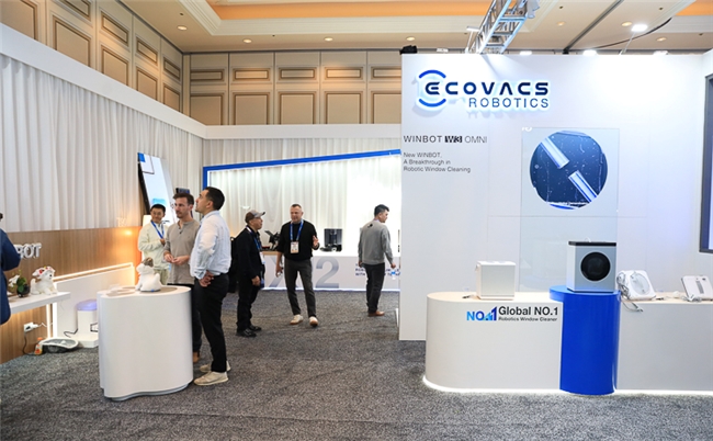 CES2026“出圈”品牌科沃斯地宝X12扫地机器人充电竟然比手机快