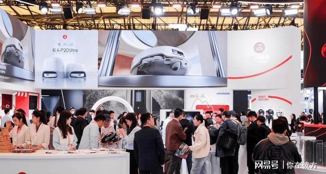 石头科技爬楼扫地机问世硬核破局剑指具身智能(图6)