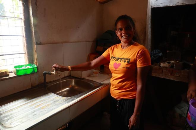 中企助力斯里兰卡千余村民喝上清洁自来水