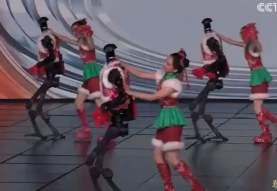 2026春晚机器人亮相！今年能整出啥搞笑名场面？(图1)