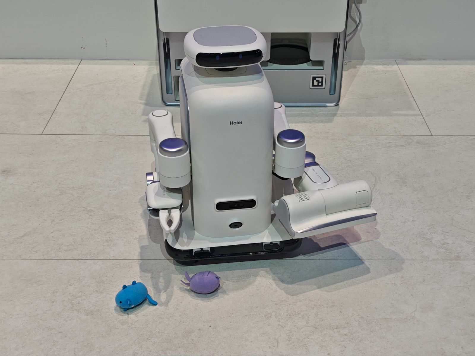 消灭一切家务活！AWE最大趋势浮现海尔海信LG想到一块了？(图12)