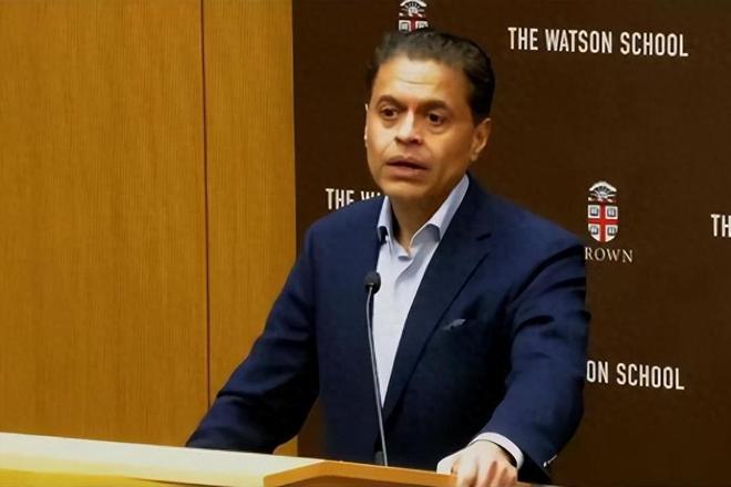 印度裔美国记者：印度取代了中国成为美国手机的全球制造中心(图2)