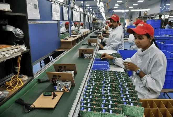印度裔美国记者：印度取代了中国成为美国手机的全球制造中心(图3)