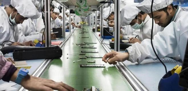 印度裔美国记者：印度取代了中国成为美国手机的全球制造中心(图5)